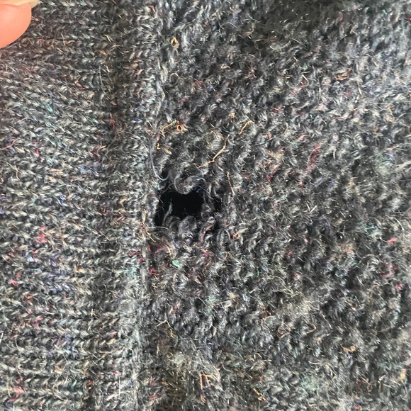 Vintage Blue Cable Knit Sweater – Size Medium - Picture 3 of 5